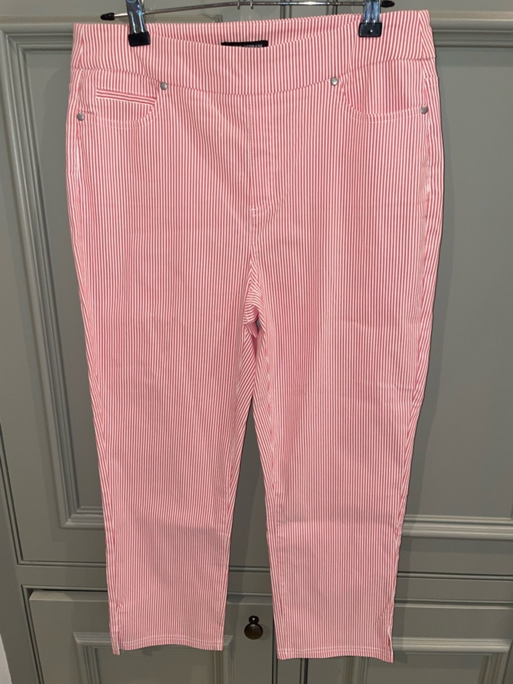 Mario Serrani Red White Coastal  Nautical Stripe Capri Pants Stretch- Medium - Picture 2 of 6